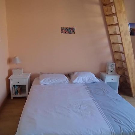 Belle Chambre Sur Terrasse A 3 Min De La Gare Burdeos Exterior foto
